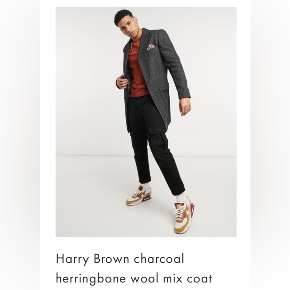 Harry Brown London Slim fit Size 42inch Top Coat